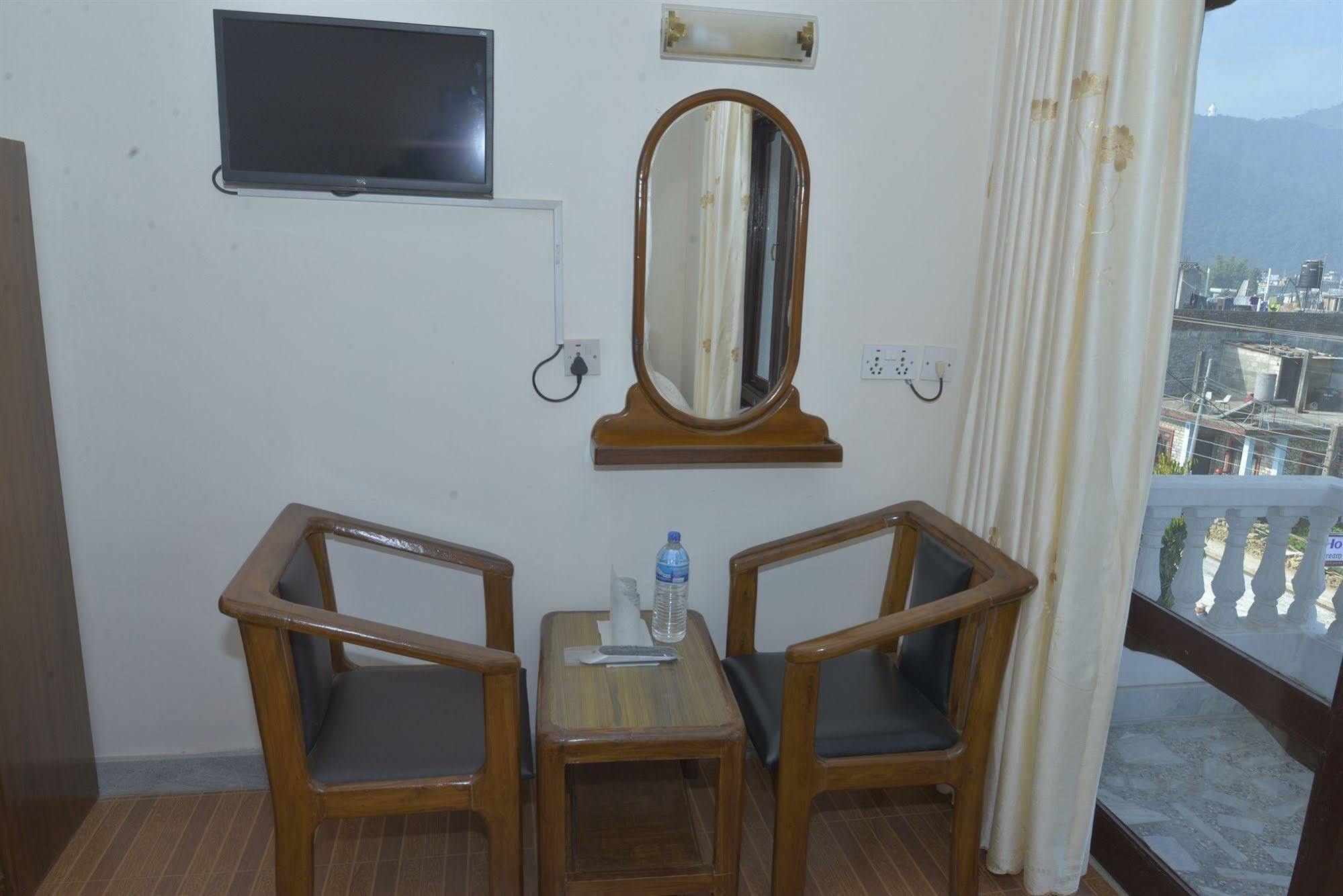 Hotel Dream Pokhara Exterior photo