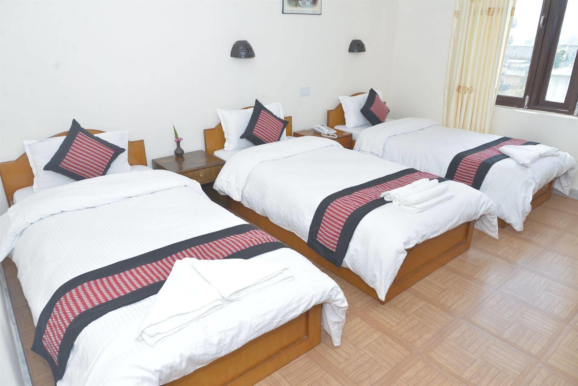 Hotel Dream Pokhara Exterior photo